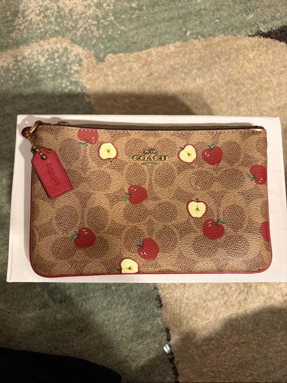 Coach 🍎 Apple Leather Wallet